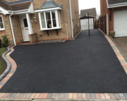 Tarmac Driveway With Brindle Block Edging